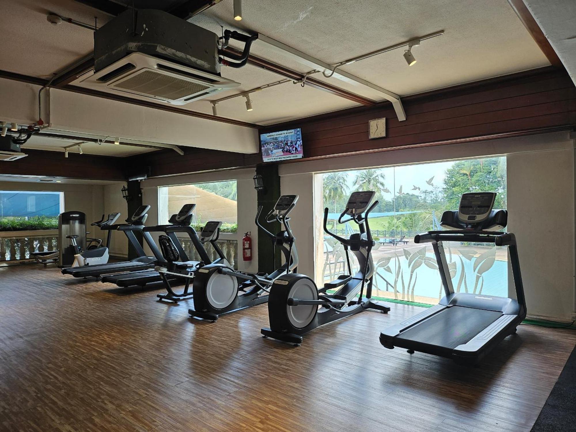 Ponderosa Golf & Country Resort Johor Bahru Exterior photo